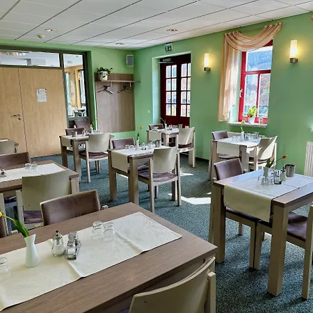Frieden & Seminarhaus Hotel Bad Blankenburg