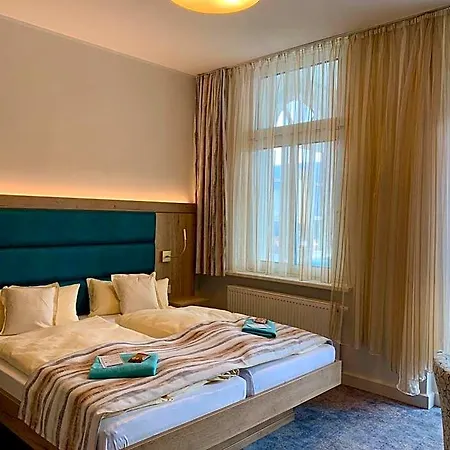 Frieden & Seminarhaus Hotel 3*