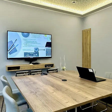 Frieden & Seminarhaus Hotel 3*